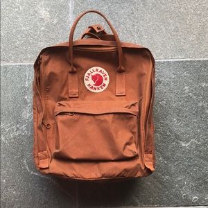 fjallraven kanken backpack!